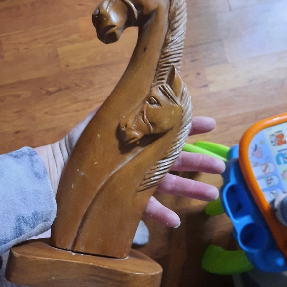 Wood mare & colt horse decor - Picture 4 of 5